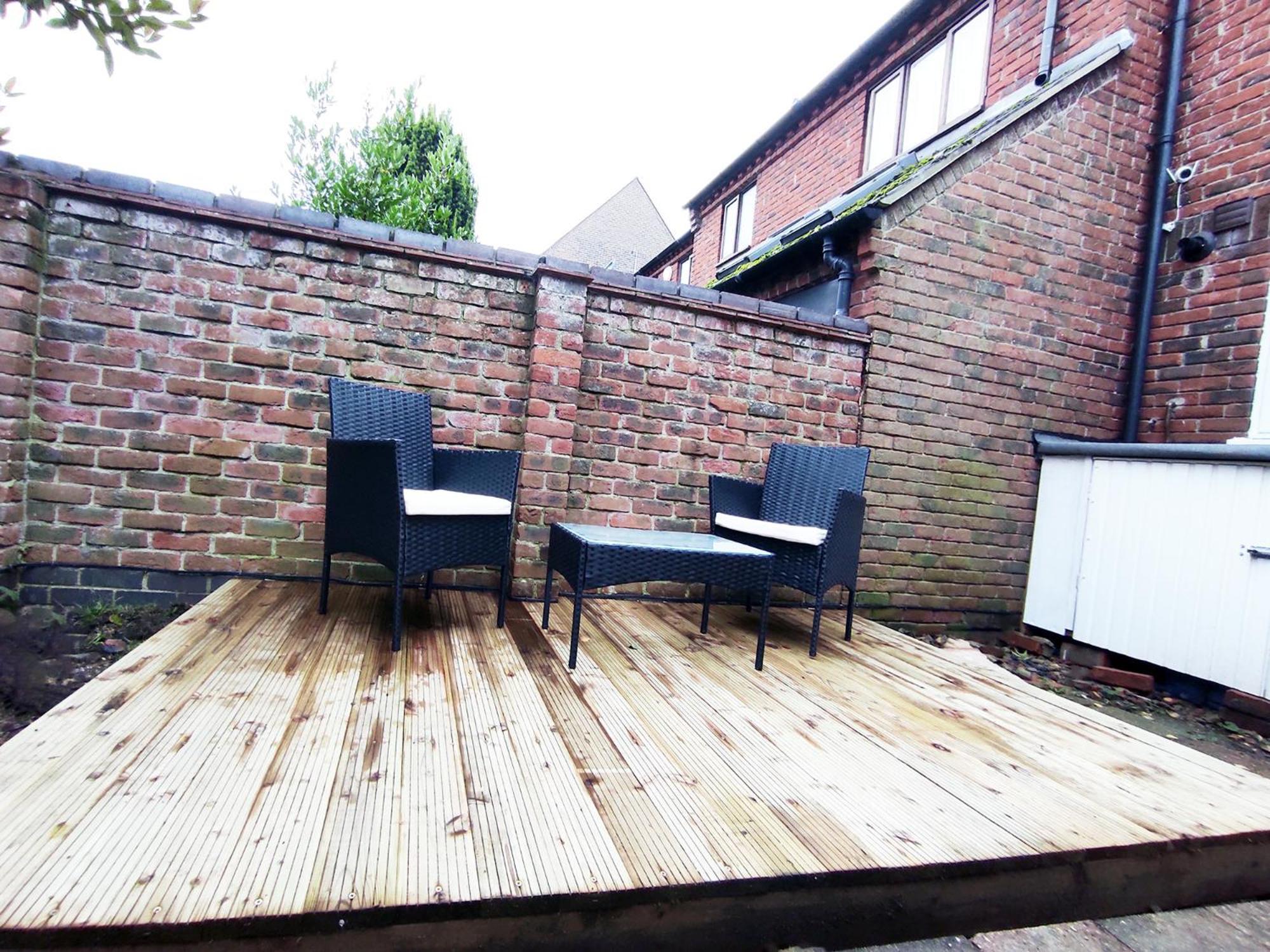 Rowan - Centre Self Contained One-bed Flat *